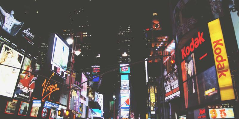 聚泰达绿色物流实践：新能源车队与循环包装如何重塑货运行业的碳中和未来